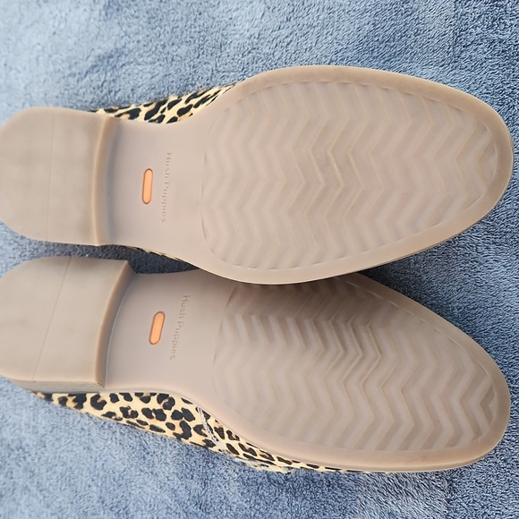 Hush Puppies Leopard Print MULES - Picture 4 of 5